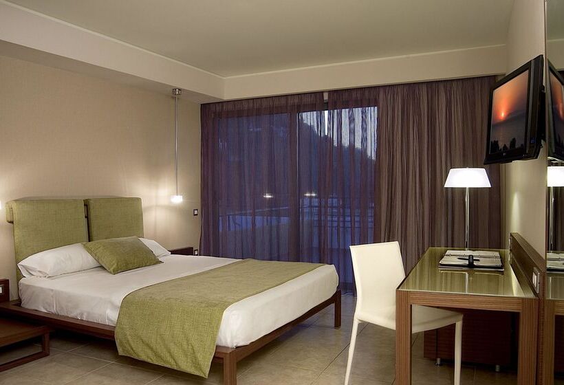 オーシャンビュースイート, Olympic Palace