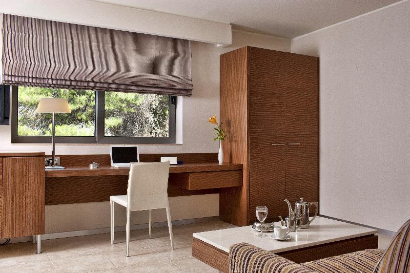 オーシャンビュースイート, Olympic Palace