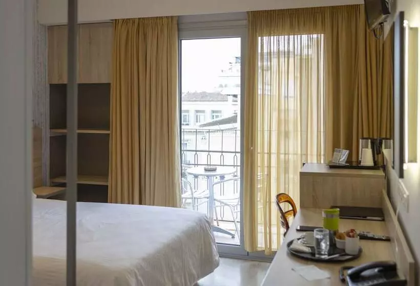 Habitació Estàndard, Pan