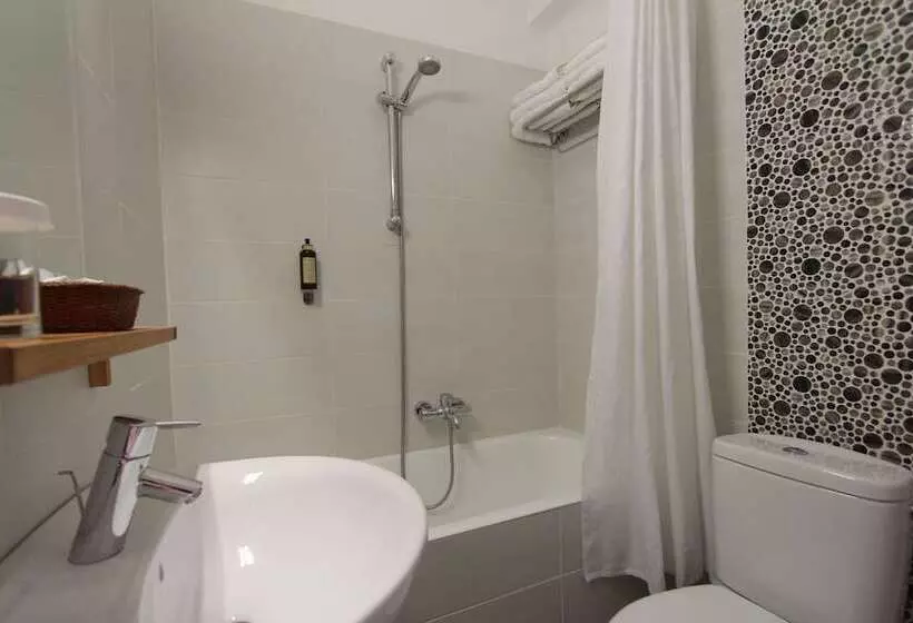 Habitació Triple Estàndard, Pan