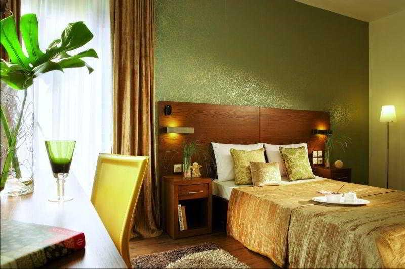 Номер Стандарт, Rotonda