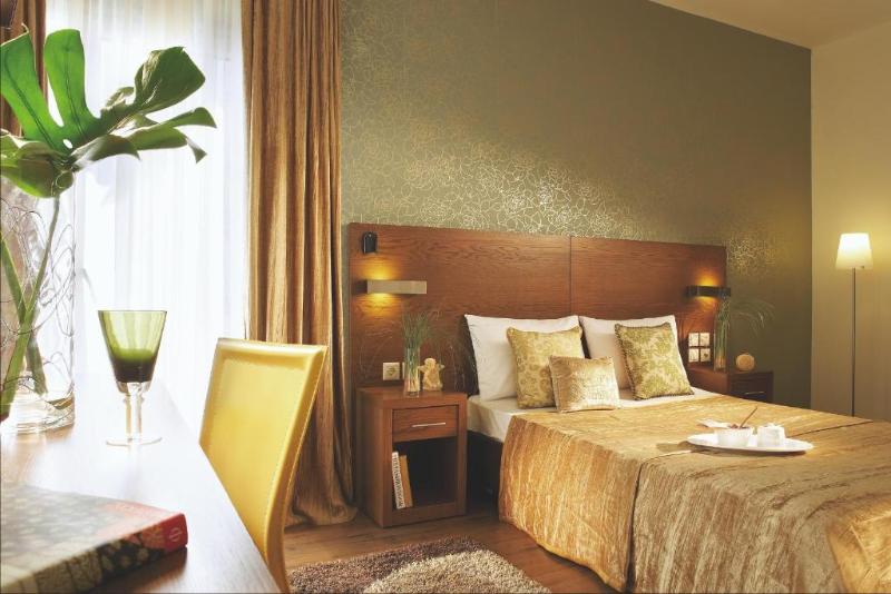 Семейный Номер, Rotonda