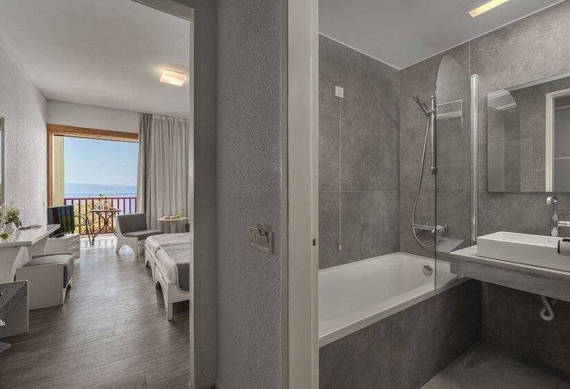 オーシャンビュースタンダードルーム, Skiathos Palace