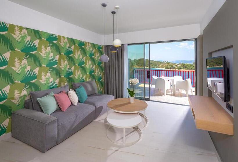 パノラミックビュースイート, Skiathos Palace