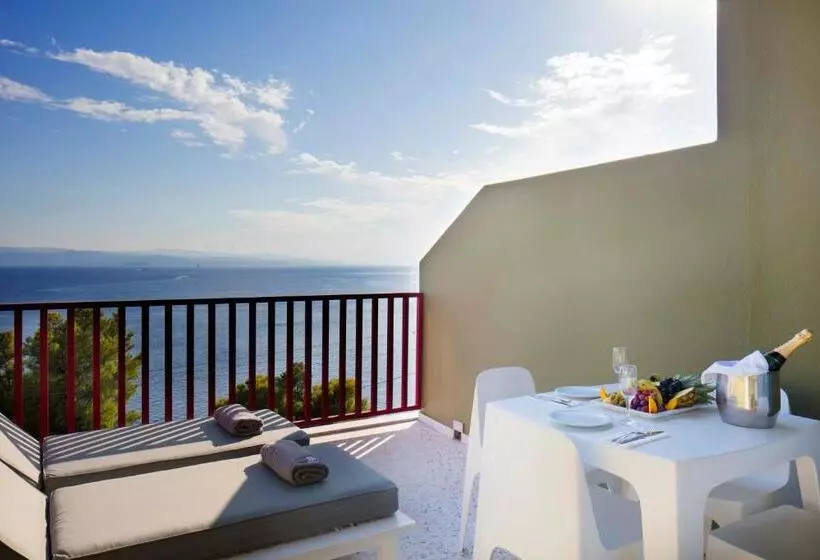 Camera Executive, Skiathos Palace