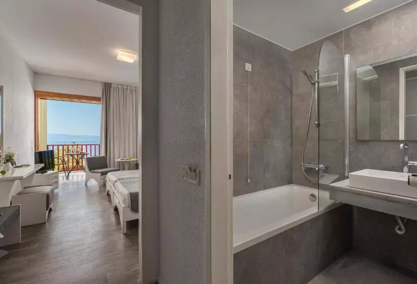 Camera Standard Vista Mare, Skiathos Palace