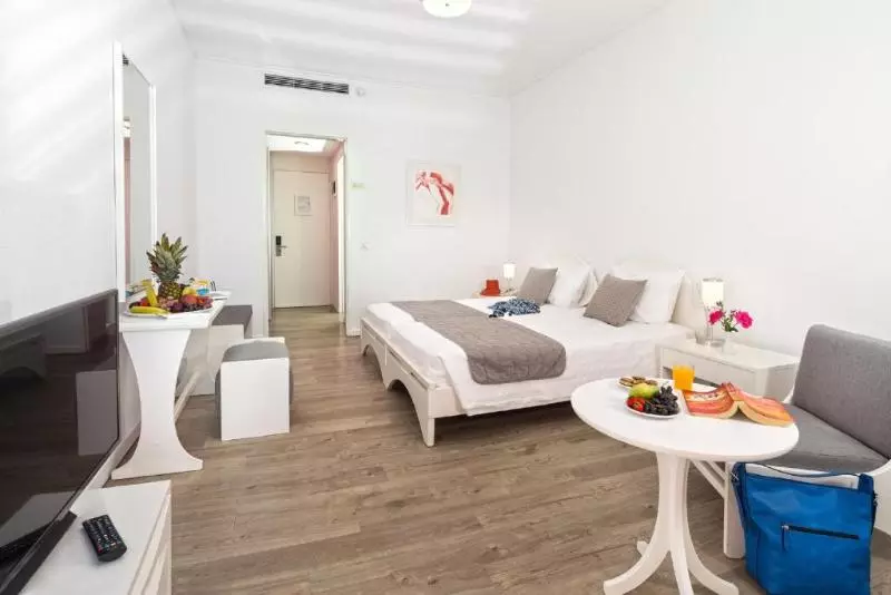Camera Standard, Skiathos Palace