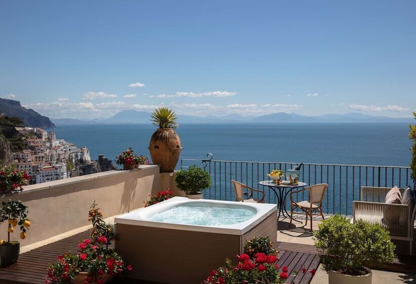 景色の見えるジュニアスイート, Anantara Convento di Amalfi Grand Hotel