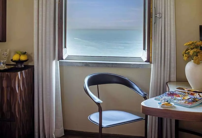 سوییت جونیور با چشمانداز دریا, Anantara Convento di Amalfi Grand Hotel