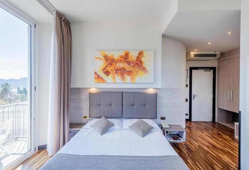 חדר סטנדרט נוף לאגם, Asnigo