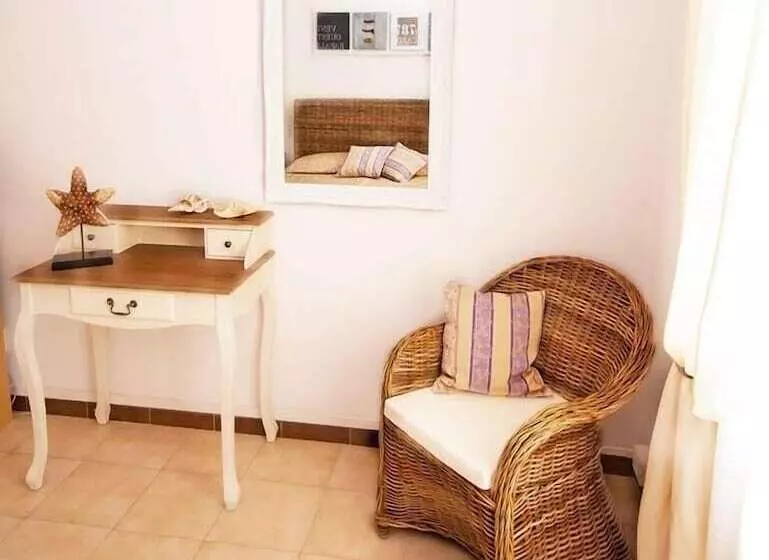 اتاق استاندارد اینتریور, Bel Sit
