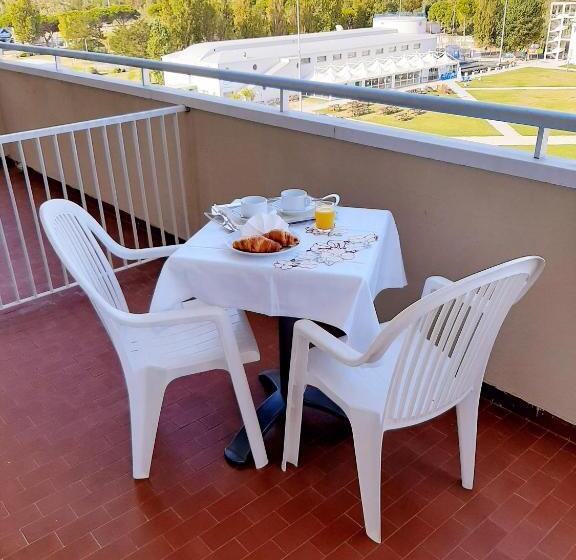 חדר סטנדרט עם מרפסת, Cormoran