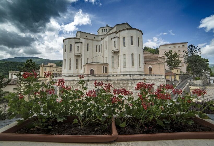 חדר סופריור לארבעה, Delle Rose