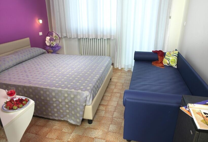 바다 전망 디럭스 3인룸, Elizabeth