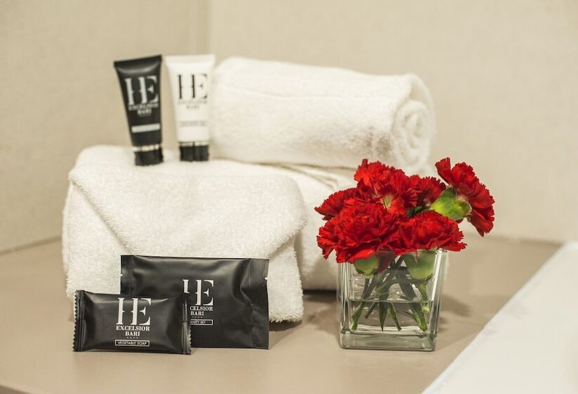 חדר סטנדרט לשלושה, Excelsior Bari