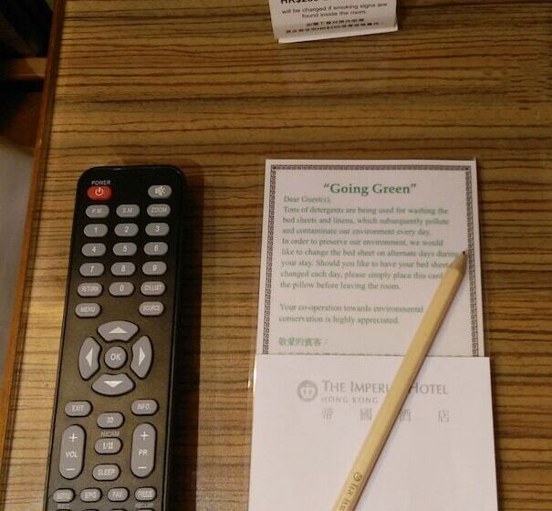 اتاق لوکس خانوادگی, The Imperial