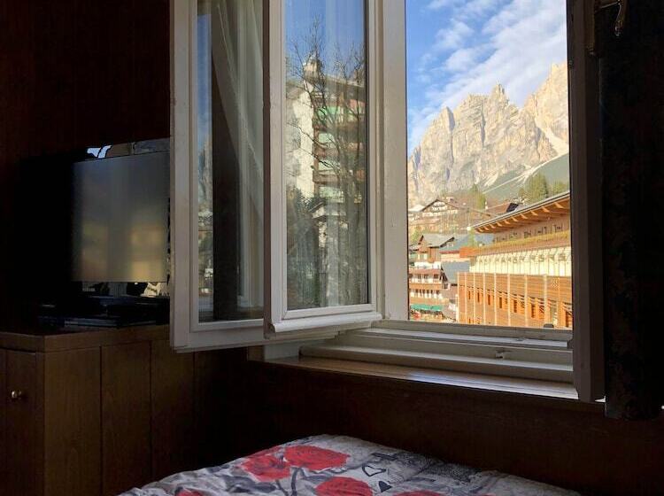 Номер Стандарт Трехместный, Majoni