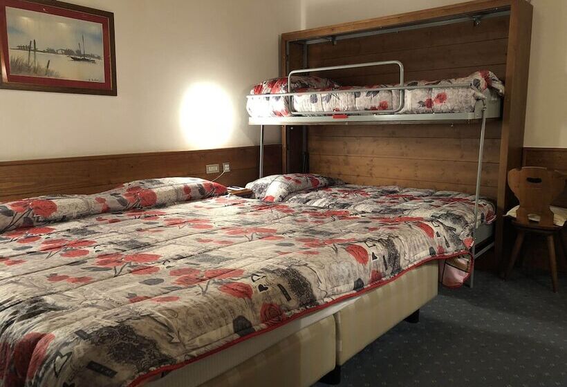 Четырехместный Номер Стандарт Вид на Сад, Majoni