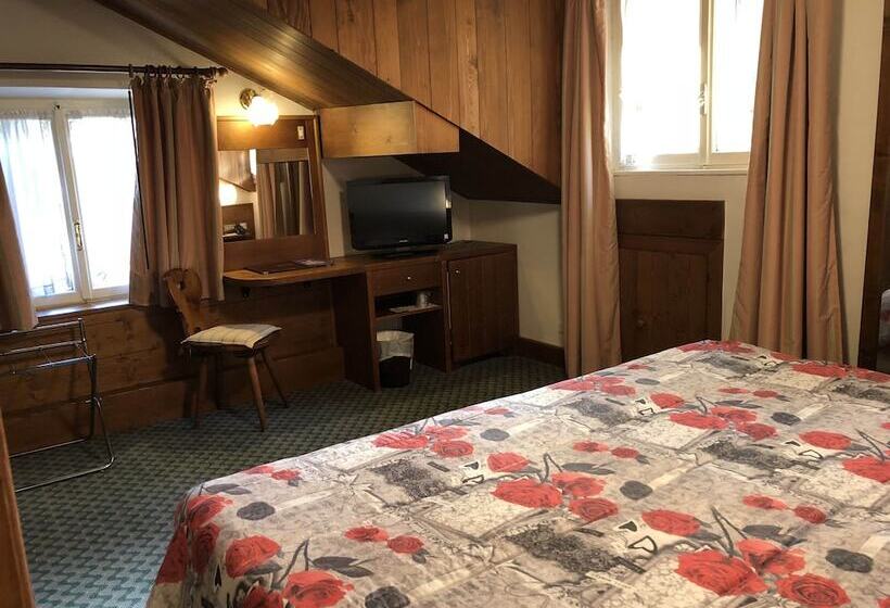 Полулюкс Вид на Горы, Majoni