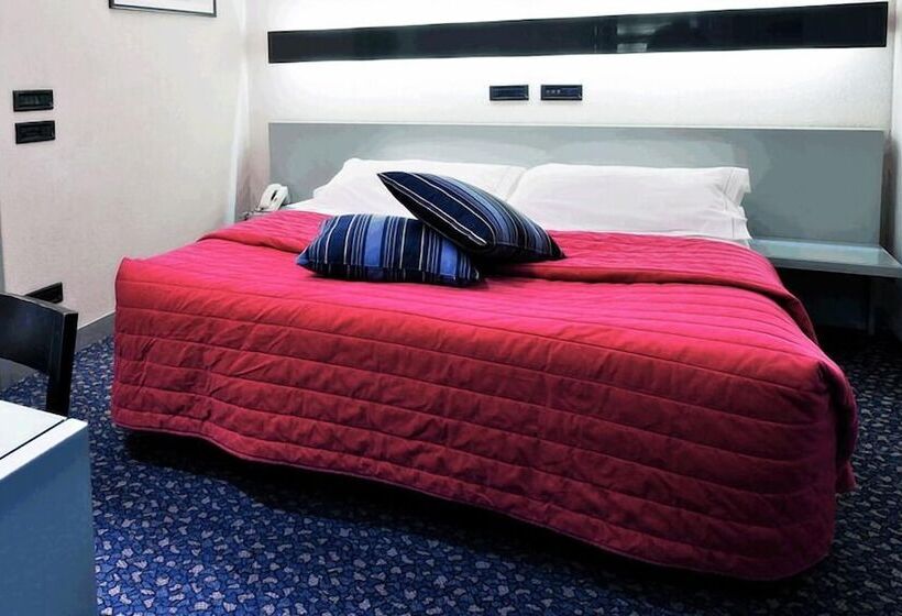 اتاق استاندارد, Michelangelo