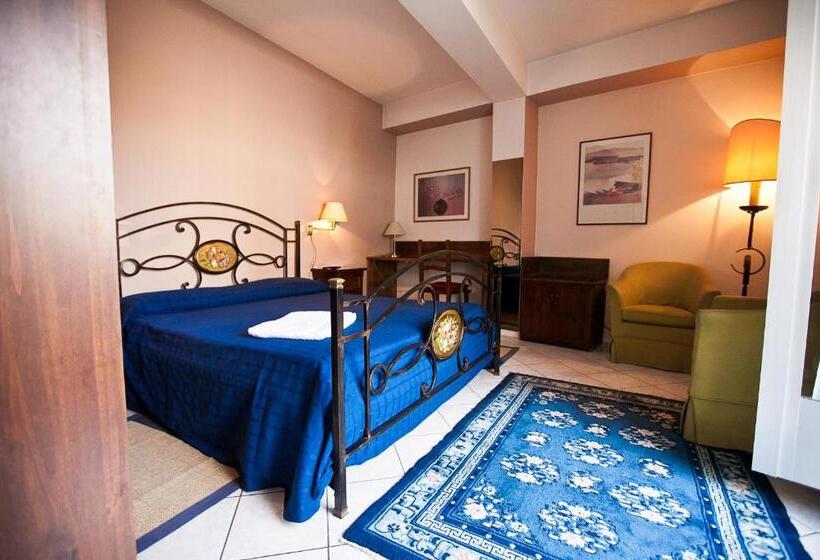 غرفة سوبيريور مزوَّدة بتراس, Rainero