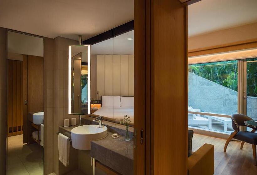 اتاق استاندارد اینتریور, Renaissance Hong Kong Harbour View