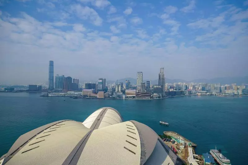 سوییت اجرایی, Renaissance Hong Kong Harbour View