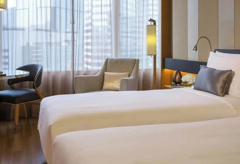 اتاق استاندارد با چشم‌انداز باغ, Renaissance Hong Kong Harbour View