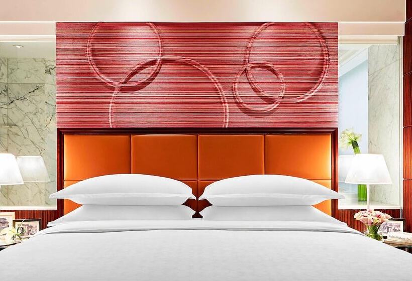 سوییت لوکس, Sheraton Hong Kong Hotel & Towers