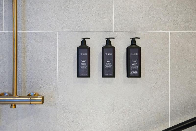 سوئیت کلاب, Sheraton Hong Kong Hotel & Towers