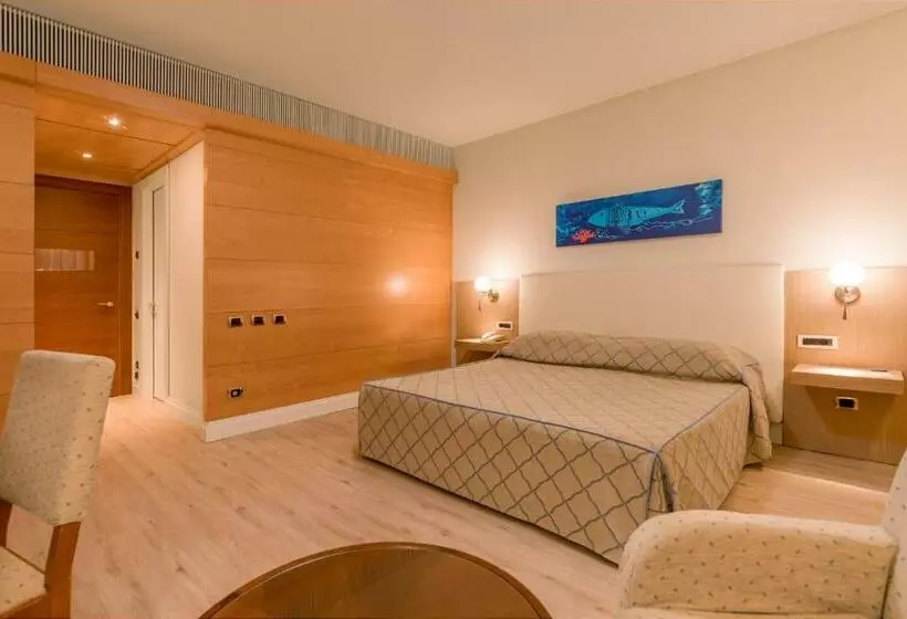 اتاق سوپریور با چشمانداز باغ, Smy Carlos V Wellness & Spa Alghero