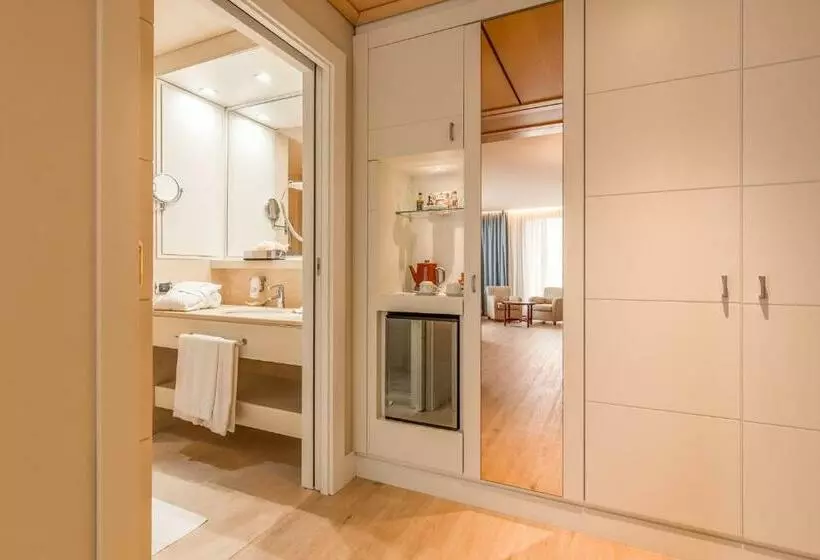 سوییت جونیور, Smy Carlos V Wellness & Spa Alghero