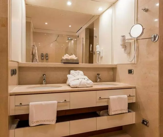 سوییت با چشمانداز دریا, Smy Carlos V Wellness & Spa Alghero