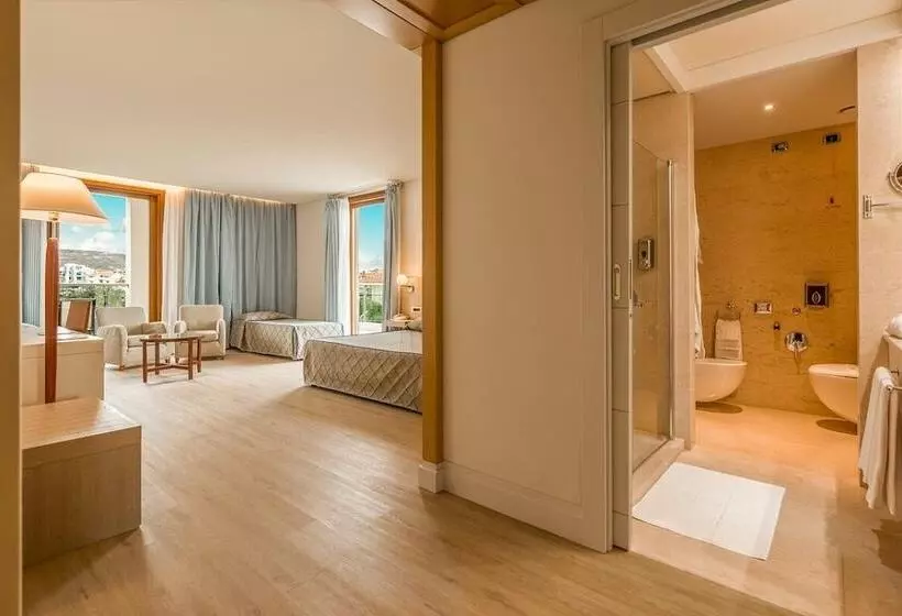 سوییت جونیور, Smy Carlos V Wellness & Spa Alghero