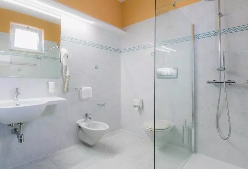اتاق استاندارد با بالکن و چشمانداز دریا, & Spa Riviera Castelsardo