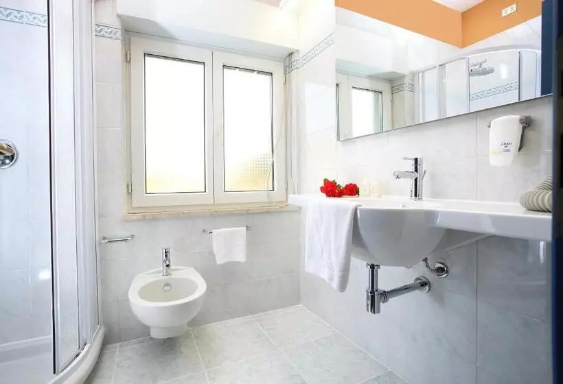اتاق استاندارد یک نفره با چشمانداز دریا, & Spa Riviera Castelsardo