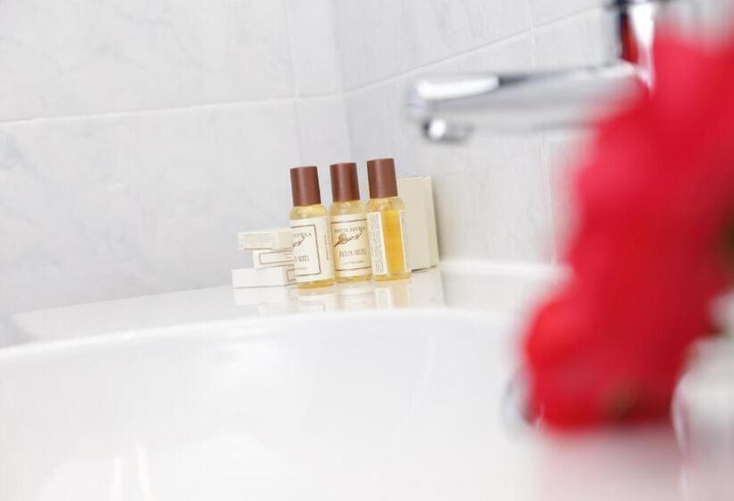 Четырехместный Номер Классик, & Spa Riviera Castelsardo