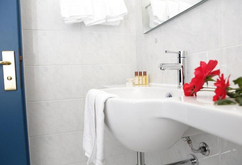 Четырехместный Номер Классик, & Spa Riviera Castelsardo