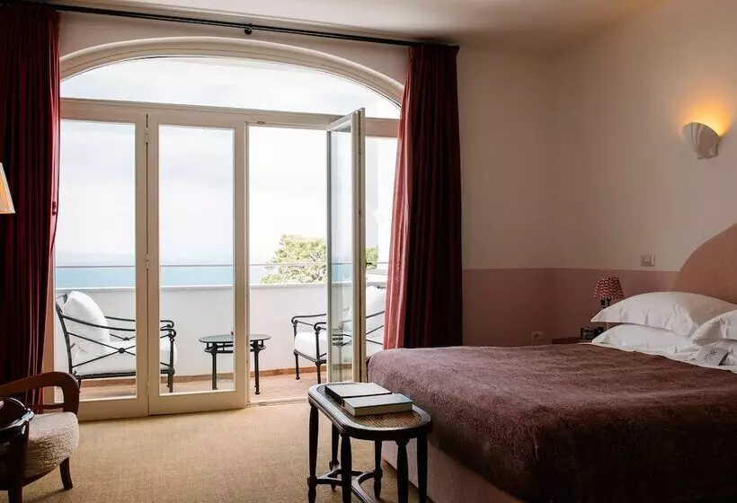 اتاق استاندارد, Il Capri Hotel