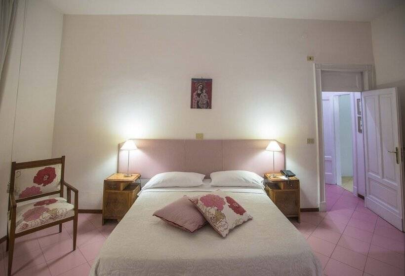 סוויטה, Victoria Maiorino