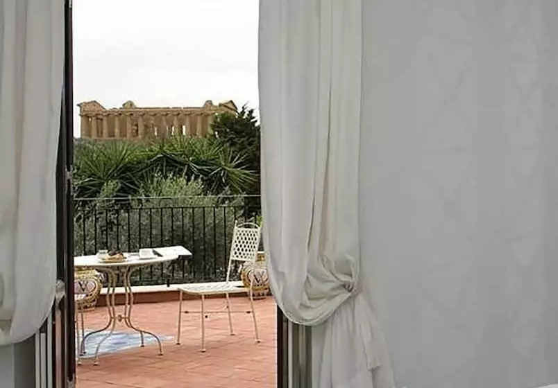 スイート, Villa Athena Resort