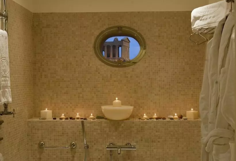 プレジデントスイートルーム, Villa Athena Resort