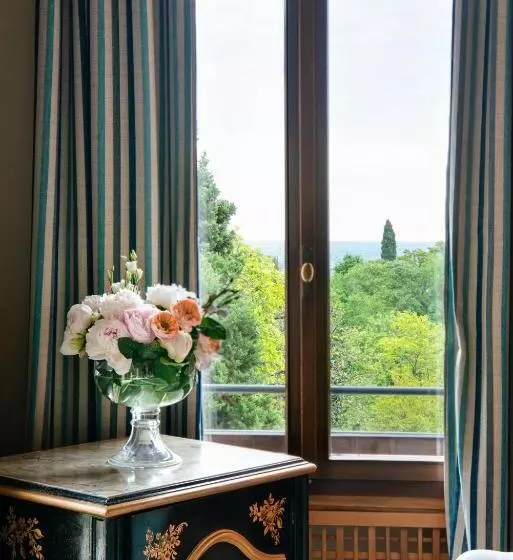 庭の見えるジュニアスイート, Villa Cipriani