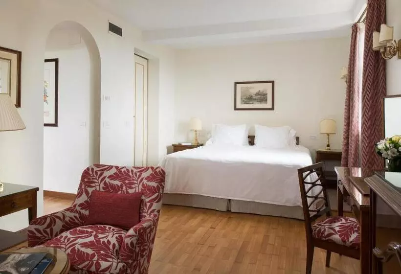 庭の見えるジュニアスイート, Villa Cipriani