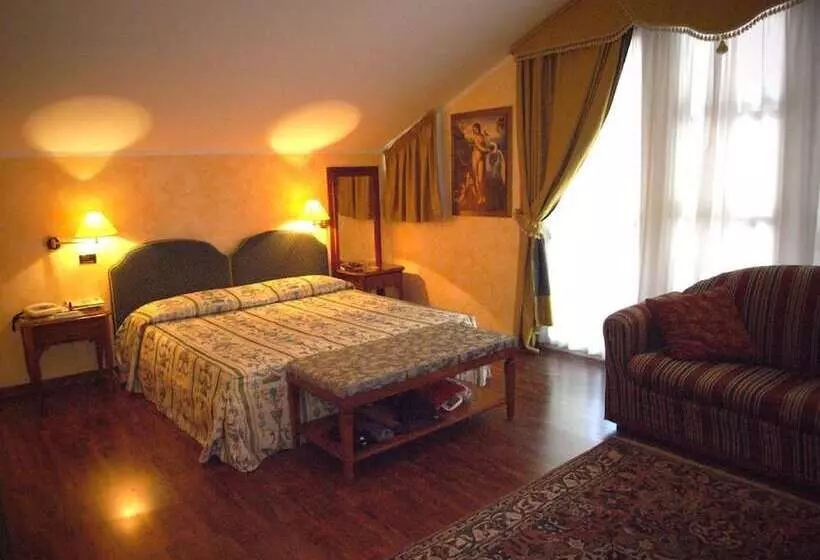اتاق استاندارد سه نفره, Villa Felcaro   Relais, Lodge & Restaurant