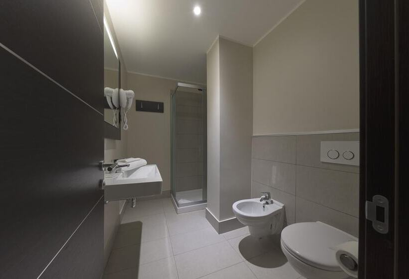 スタンダードトリプルルーム, B&b Hotel Firenze Novoli