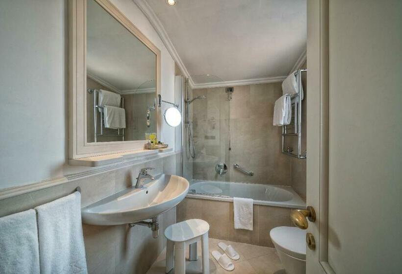 اتاق استاندارد, B&b Hotel Firenze Laurus Al Duomo