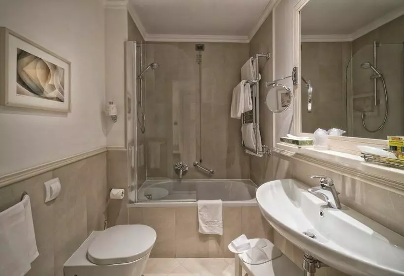سوییت جونیور, B&b Hotel Firenze Laurus Al Duomo