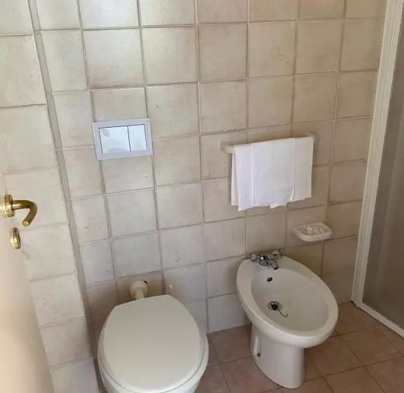 اتاق راحتی سه تخته, Gfh Hotel Spiaggia D Oro
