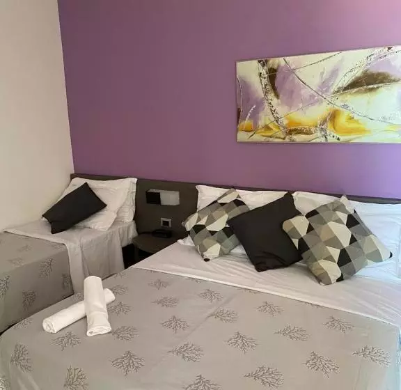 اتاق راحتی سه تخته, Gfh Hotel Spiaggia D Oro